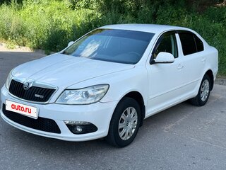 2012 Skoda Octavia II (A5) Рестайлинг, белый, 640000 рублей, вид 5