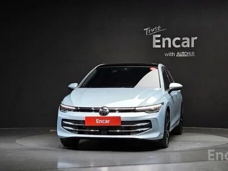 2023 Volkswagen Golf VIII, голубой, 2800000 рублей, вид 2