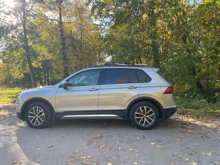 2020 Volkswagen Tiguan II, серый, 2250000 рублей, вид 1