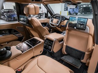 2026 Land Rover Range Rover P400 MHEV V, чёрный, 22225000 рублей, вид 2
