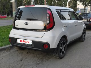 2018 Kia Soul II Рестайлинг, белый, 1350000 рублей, вид 4