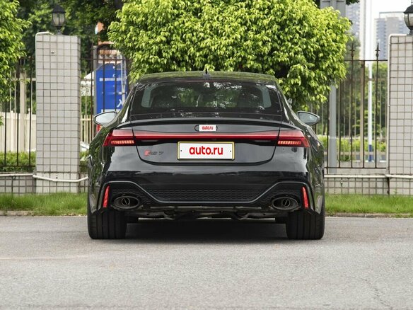 2025 Audi A7 45 TFSI II (4K), чёрный, 7840000 рублей - вид 5