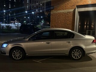 2011 Volkswagen Passat B7, серебристый, 850000 рублей, вид 3