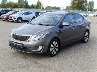 2013 Kia Rio 4-speed III, серый, 779000 рублей, вид 1