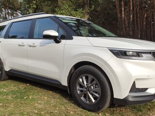 2021 Kia Carnival IV, белый, 4250000 рублей, вид 3