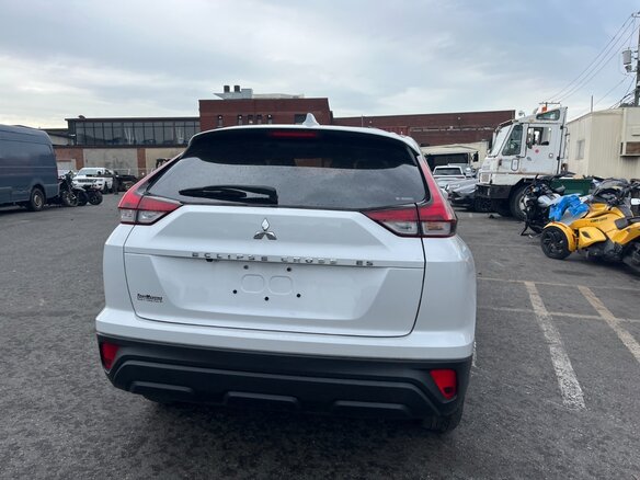 2024 Mitsubishi Eclipse Cross I Рестайлинг, белый, 1750000 рублей - вид 11