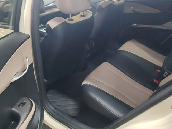 2025 BYD Dolphin 45.12 kWh I Рестайлинг, белый - вид 10