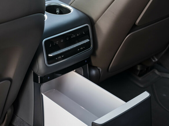 2023 Li Auto (Lixiang) L9 44.5 kWh I, чёрный, 6479000 рублей - вид 30