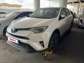 2018 Toyota RAV4 IV (XA40) Рестайлинг, белый, 2171400 рублей, вид 4