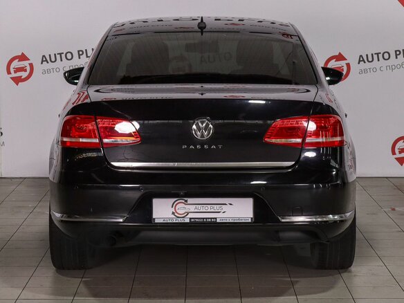 2011 Volkswagen Passat B7, чёрный, 999000 рублей - вид 2