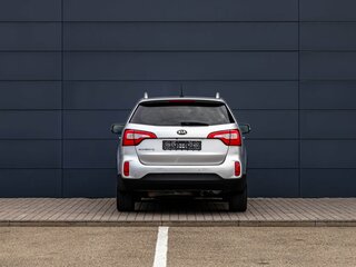 2013 Kia Sorento II Рестайлинг, серебристый, 1855000 рублей, вид 5