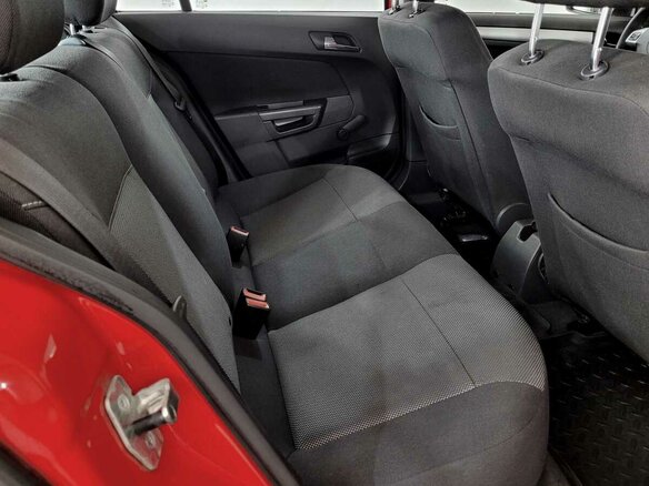 2011 Opel Astra H Рестайлинг, красный - вид 10