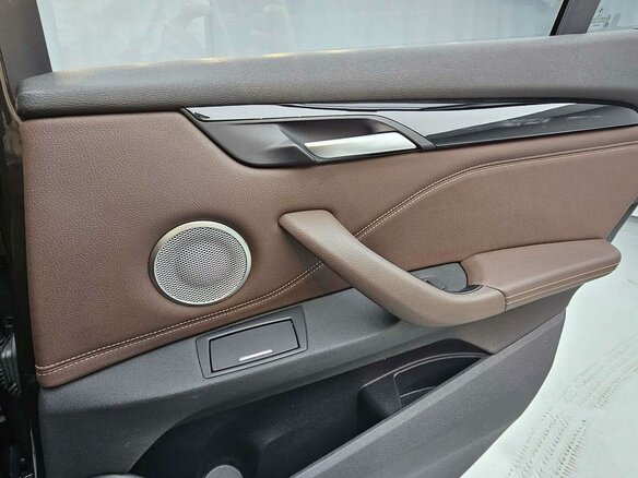 2022 BMW X1 Long 20Li sDrive II (F48) Рестайлинг, коричневый, 1900000 рублей - вид 13