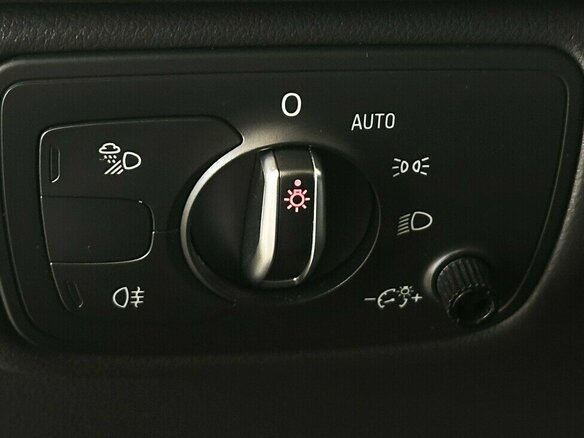 2015 Audi A6 IV (C7) Рестайлинг, чёрный, 1900000 рублей - вид 8