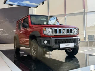 2025 Suzuki Jimny IV, красный, 4250000 рублей, вид 2