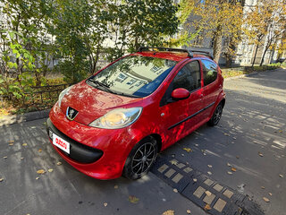 2008 Peugeot 107 I, красный, 350000 рублей, вид 2