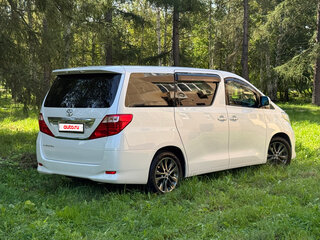 2009 Toyota Alphard II, белый, 2285000 рублей, вид 2