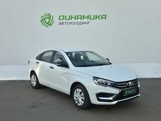 2024 Lada (ВАЗ) Vesta I Рестайлинг (NG), белый, 985000 рублей, вид 3