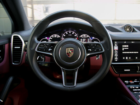 2018 Porsche Cayenne III, белый - вид 15