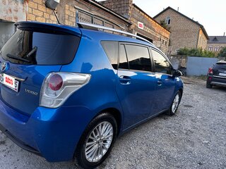 2013 Toyota Verso I Рестайлинг, синий, 830000 рублей, вид 4