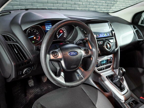 2012 Ford Focus III, белый, 850000 рублей - вид 12