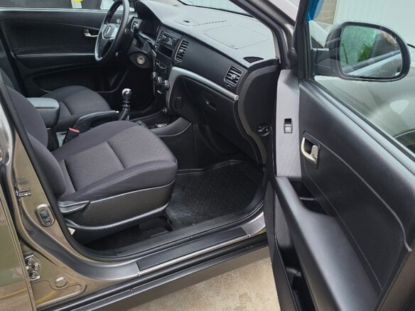 2011 SsangYong Actyon II, серый, 965000 рублей - вид 17