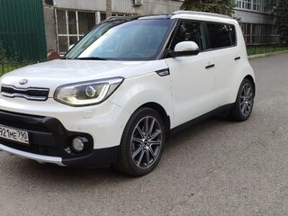 2018 Kia Soul II Рестайлинг, белый, 1399000 рублей, вид 2