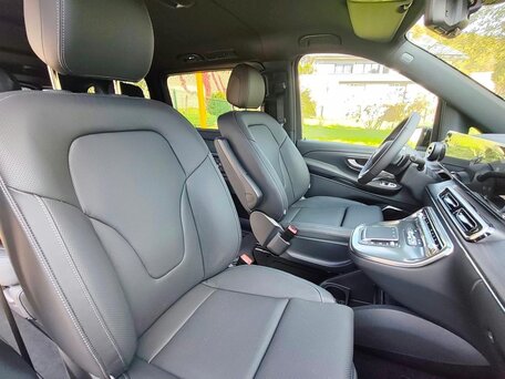 2026 Mercedes-Benz V-Класс Long 300 d длинный III (W447) Рестайлинг 2, чёрный, 13450000 рублей, вид 4
