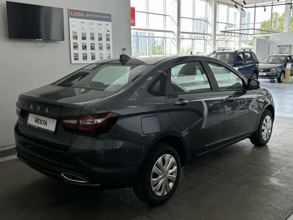 2026 Lada (ВАЗ) Vesta I Рестайлинг (NG), серый - вид 2