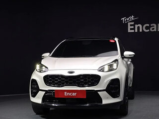 2020 Kia Sportage IV Рестайлинг, белый, 1800000 рублей, вид 3