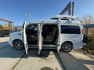 2013 GMC Savana I Рестайлинг, белый, 4000000 рублей, вид 3
