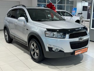 2013 Chevrolet Captiva I Рестайлинг, серебристый, 1099000 рублей, вид 3