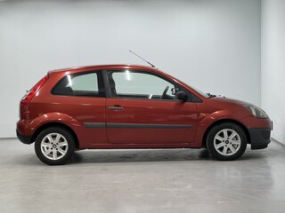 2008 Ford Fiesta Mk5, красный, 420000 рублей, вид 4