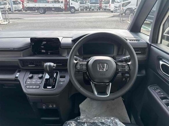 2023 Honda Stepwgn VI, белый - вид 10