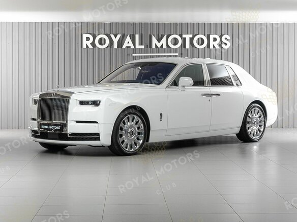 2019 Rolls-Royce Phantom VIII (Series I), белый, 34800000 рублей