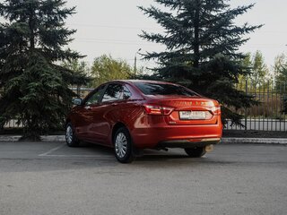 2015 Lada (ВАЗ) Vesta I, красный, 685000 рублей, вид 2
