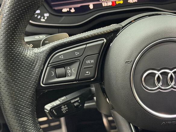 2018 Audi A4 V (B9), серый, 3400000 рублей - вид 17