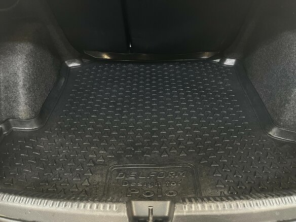 2017 Volkswagen Polo V Рестайлинг, серебристый, 933910 рублей - вид 17
