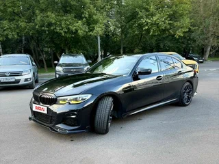 2019 BMW 3 серии 330i VII (G2x), чёрный, 2800000 рублей, вид 3