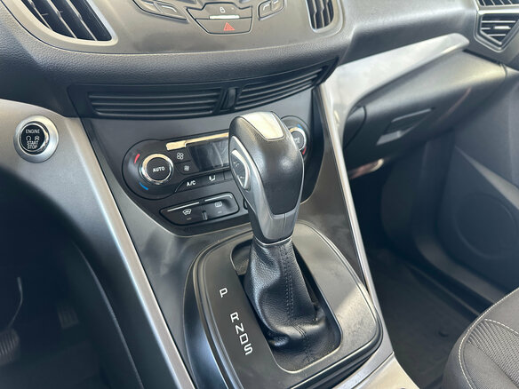 2016 Ford Kuga II, белый, 1190000 рублей - вид 14