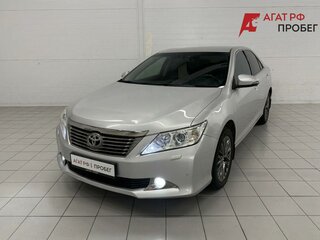 2013 Toyota Camry VII (XV50), серебристый, 1870000 рублей, вид 1