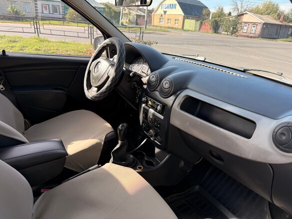 2010 Renault Logan I Рестайлинг, серый, 330000 рублей - вид 7