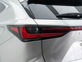 2023 Lexus NX 250 II, серебристый, 6100000 рублей - вид 4