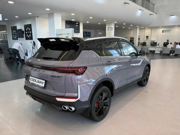 2026 Geely Coolray I Рестайлинг 2, фиолетовый, 2964990 рублей - вид 4