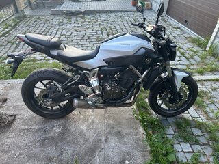 2014 Yamaha MT-07 (FZ-07), серебристый, 666666 рублей, вид 3