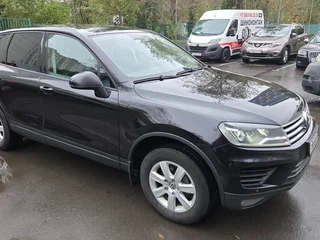 2016 Volkswagen Touareg II Рестайлинг, чёрный, 2450000 рублей, вид 3