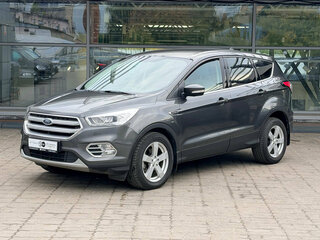 2017 Ford Kuga II Рестайлинг, серый, 1657000 рублей, вид 1