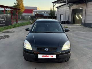 2009 Kia Rio II, чёрный, 620000 рублей, вид 3