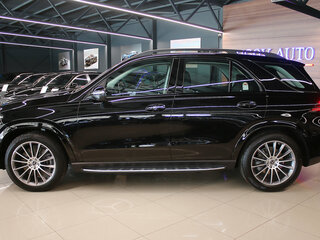 2026 Mercedes-Benz GLE 450 II (V167) Рестайлинг, чёрный, 13477000 рублей, вид 3