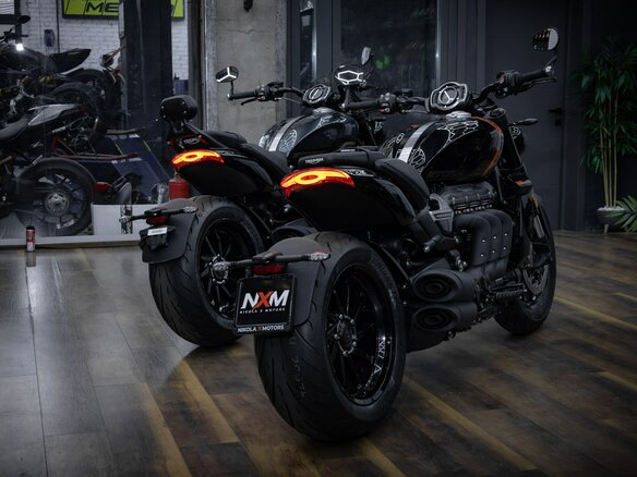 2026 Triumph Rocket 3, чёрный, 3390000 рублей - вид 17